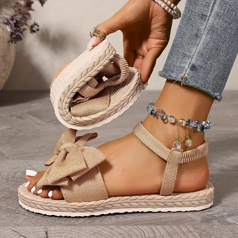 Michela - スタイリッシュで快適なサンダル