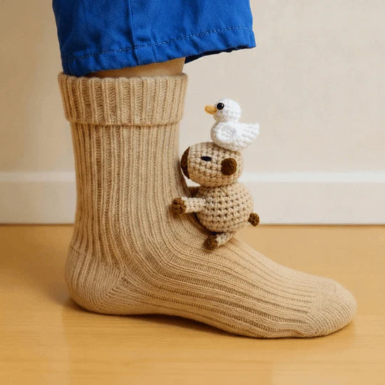 CozyCritters - 編み込み動物柄の足元を温かくするソックス