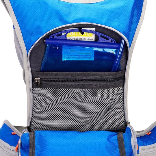 VelocityPack - サイクリストのための防水多機能バックパック