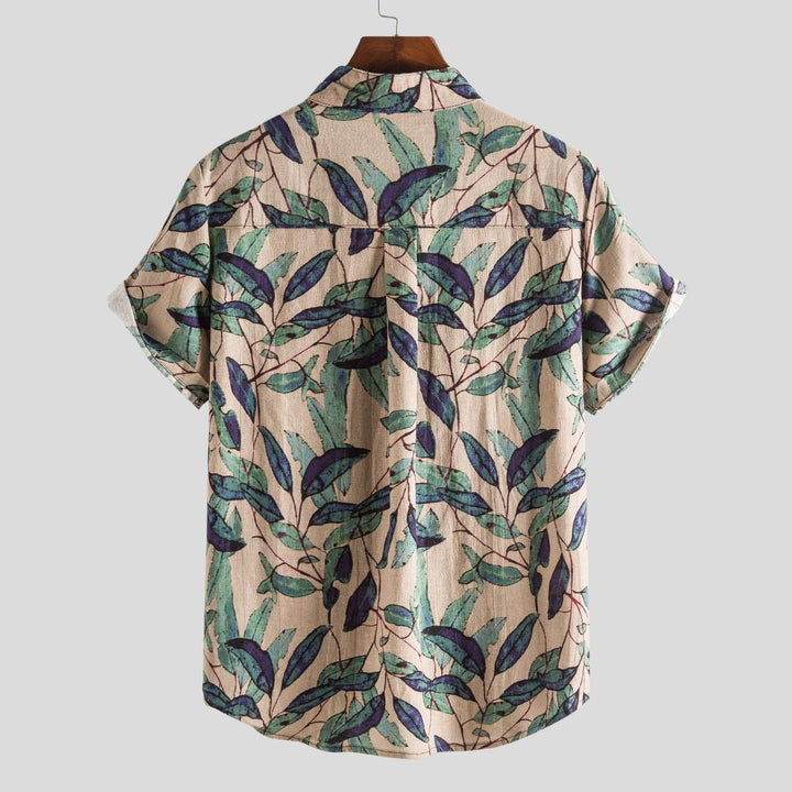 Lachlan - スタイリッシュなボタン付きTシャツ