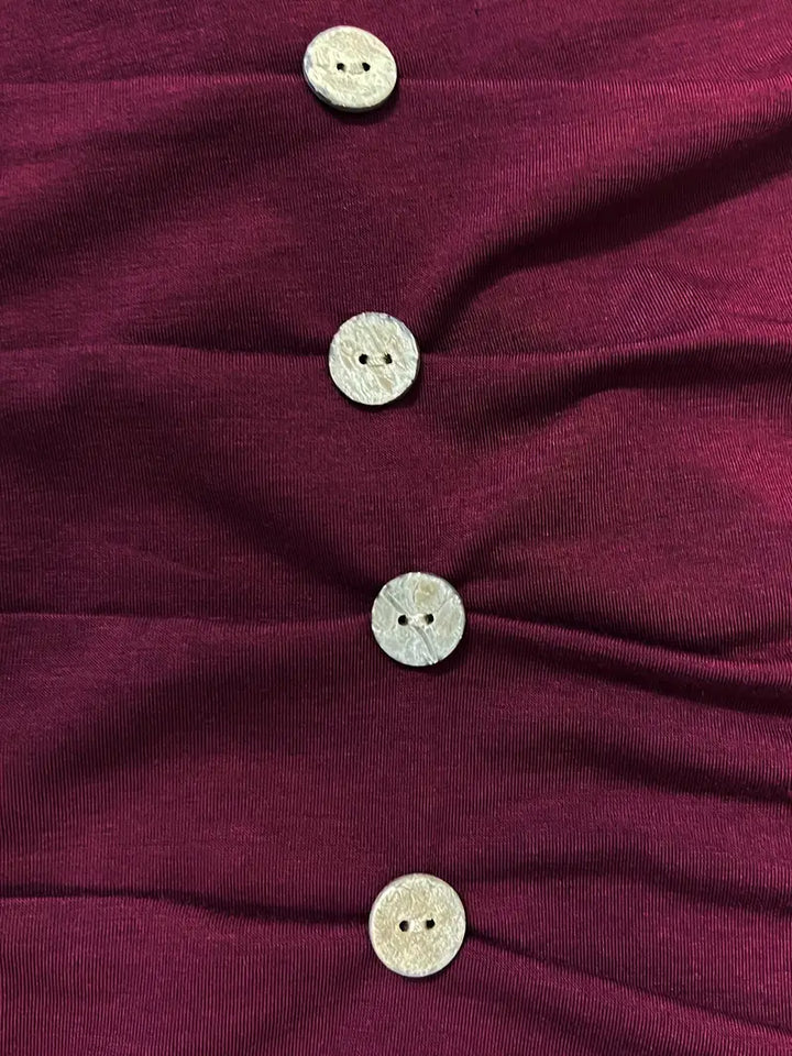 Ianthe - スタイリッシュなショートスリーブTシャツ
