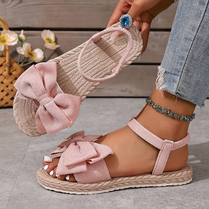 Michela - スタイリッシュで快適なサンダル