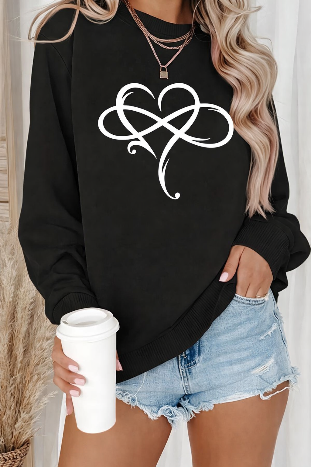 Ahuva - ハートデザインのスタイリッシュな長袖フリーススウェットシャツ