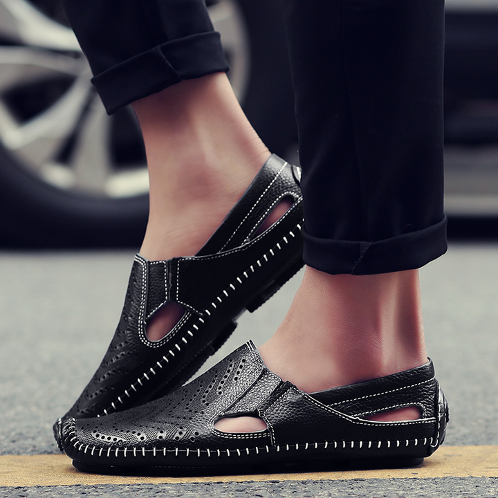 Akiva - 快適なレザーサンダル