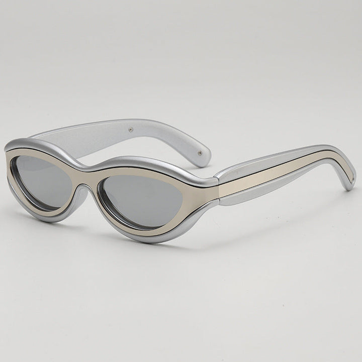 LuxVision - スタイリッシュなサングラス