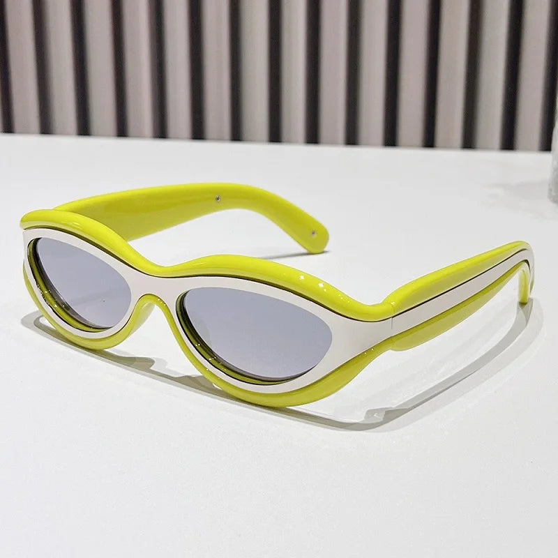 LuxVision - スタイリッシュなサングラス