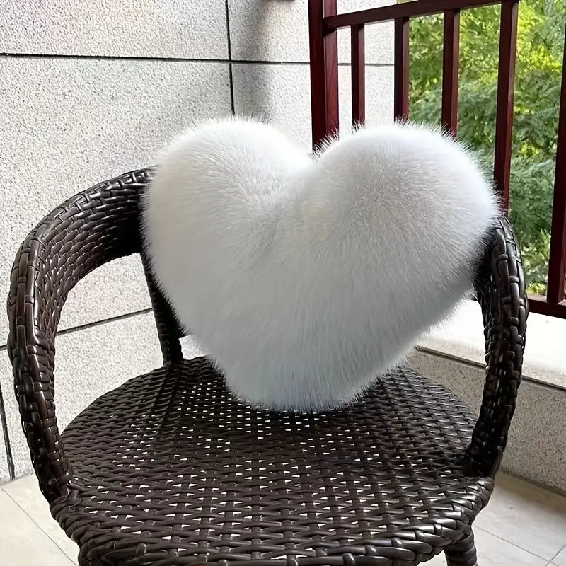 HeartNest –  かわいいぬいぐるみ ハート型枕