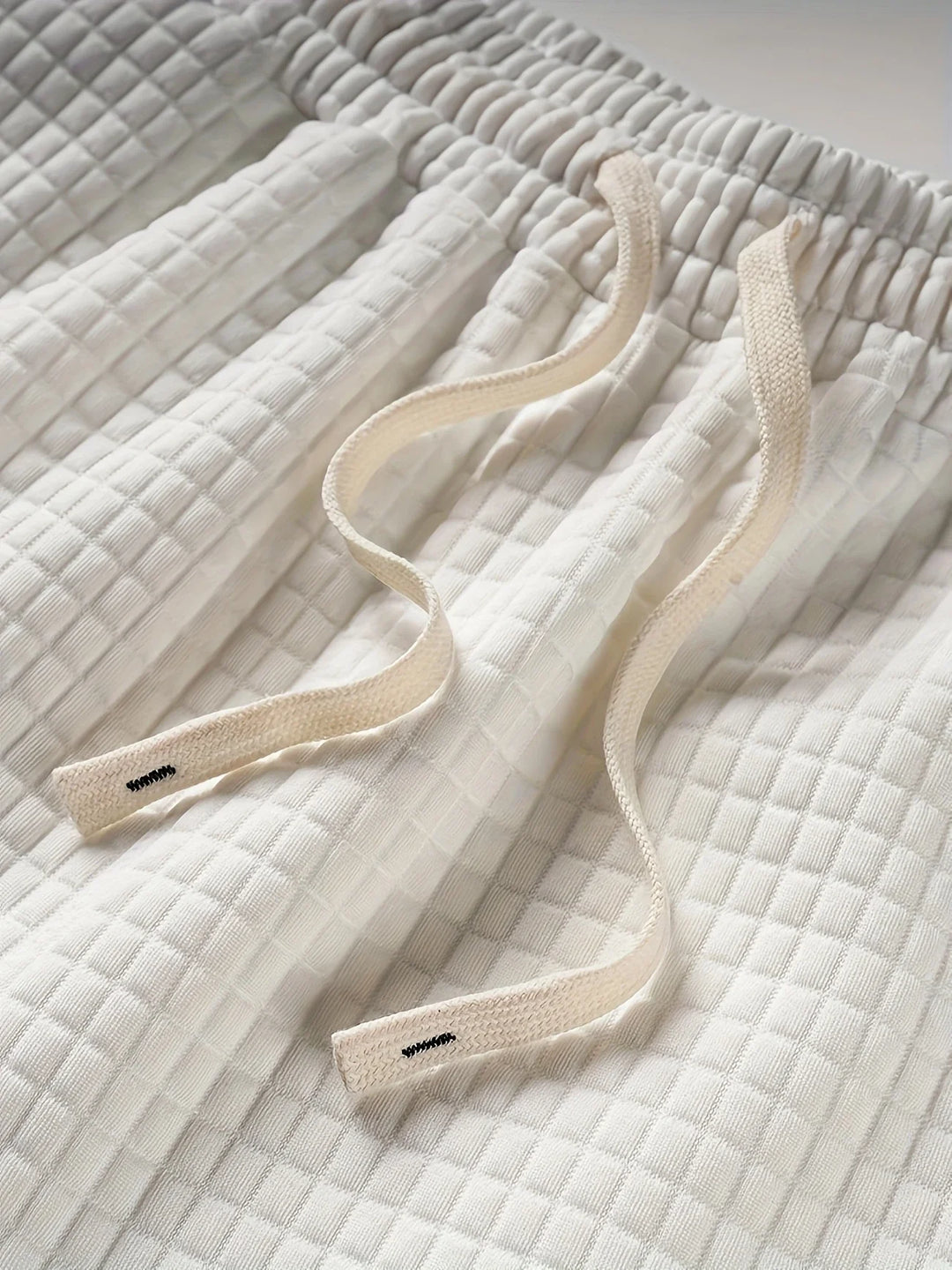 Nikifor - 通気性のあるドローストリングウエストショートパンツ